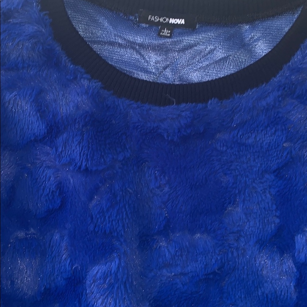 Blue sweater - Picture 2 of 2